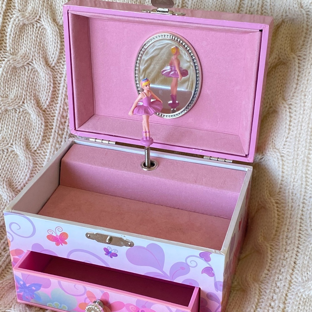 Girls Mele & Co swan lake ballerina fairy music jewelry box